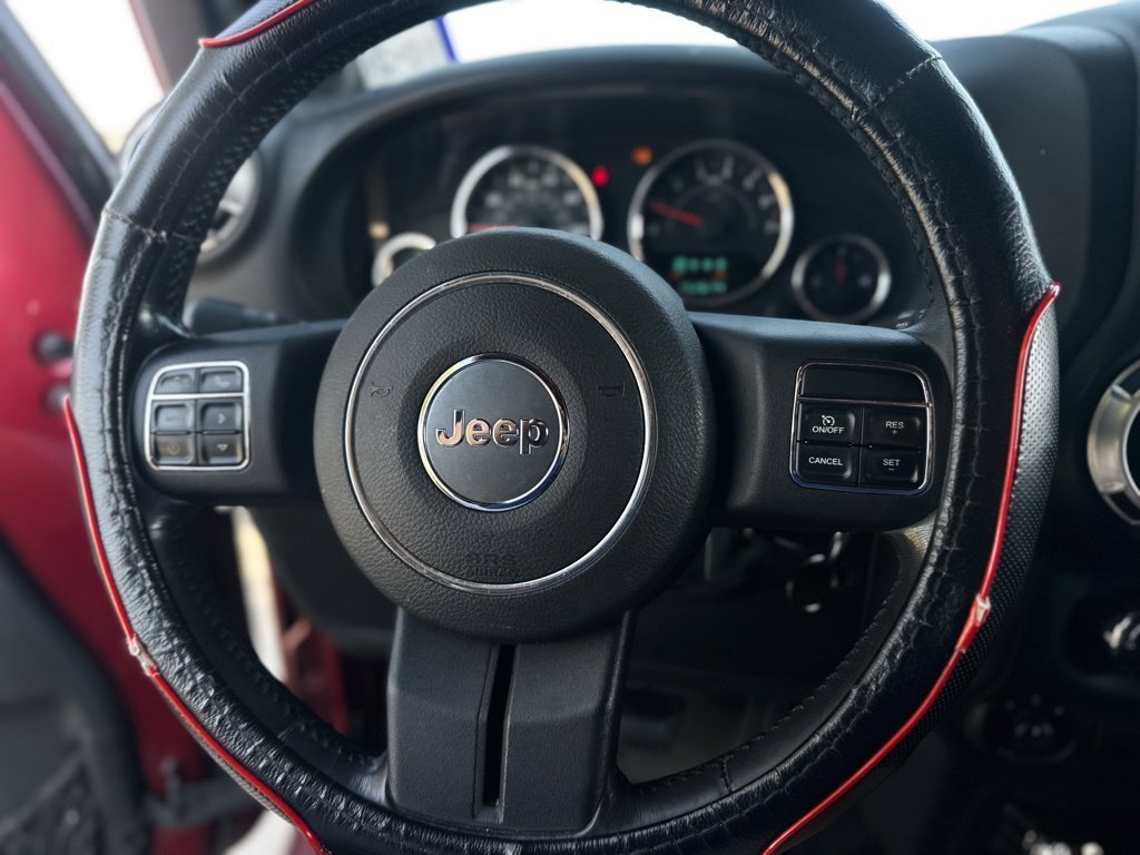 Used 2012 Red Jeep Sahara image 11