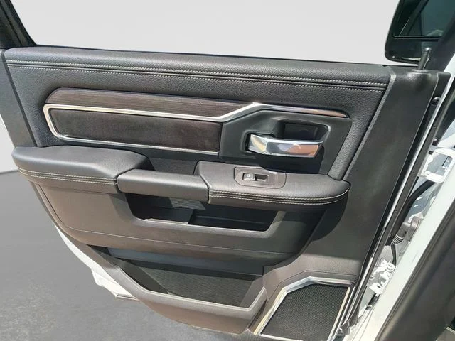 New 2026 Bright White Clear-Coat Exterior Paint RAM Laramie image 13
