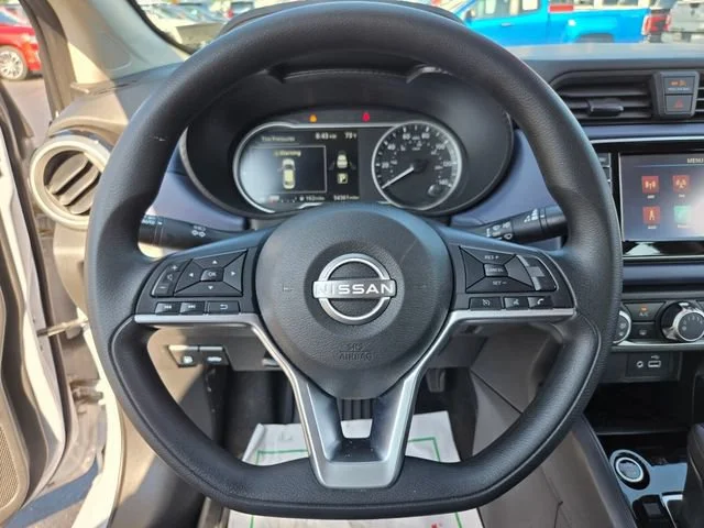Used 2024 Gray Nissan SV image 31