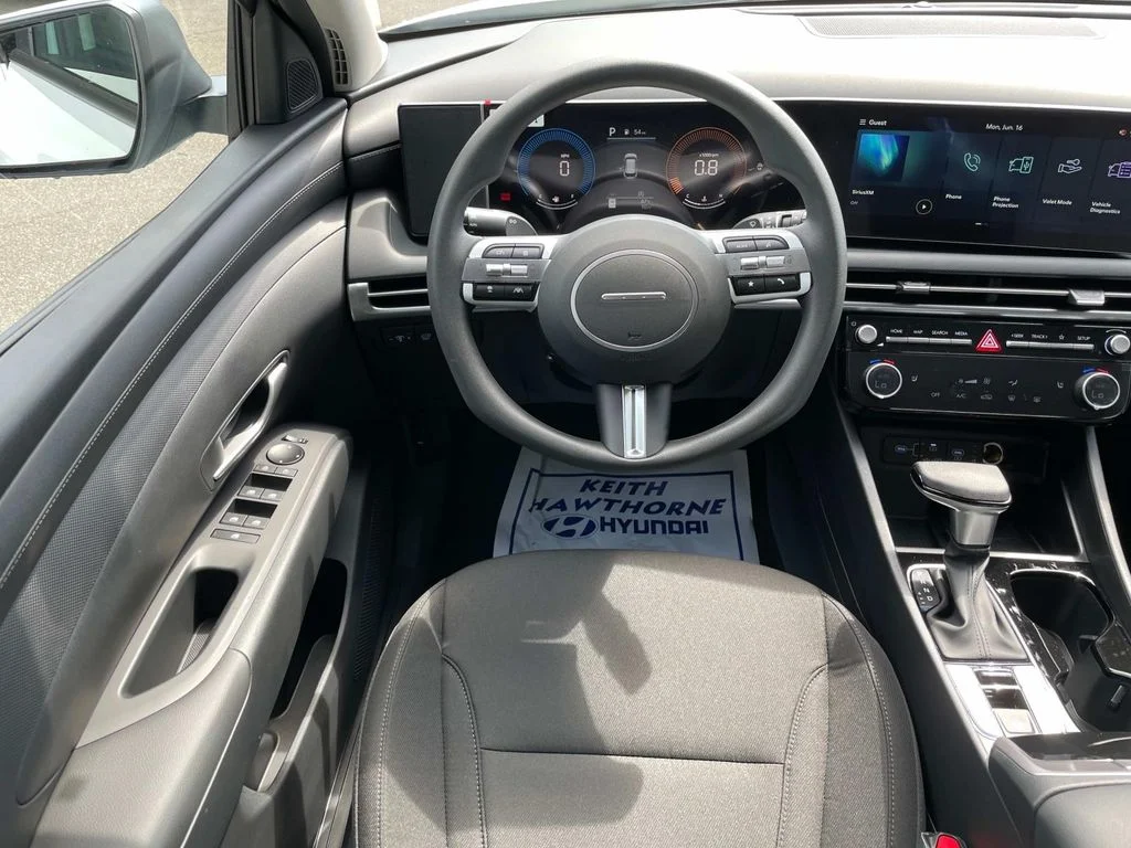 New 2025 White Hyundai SEL image 14