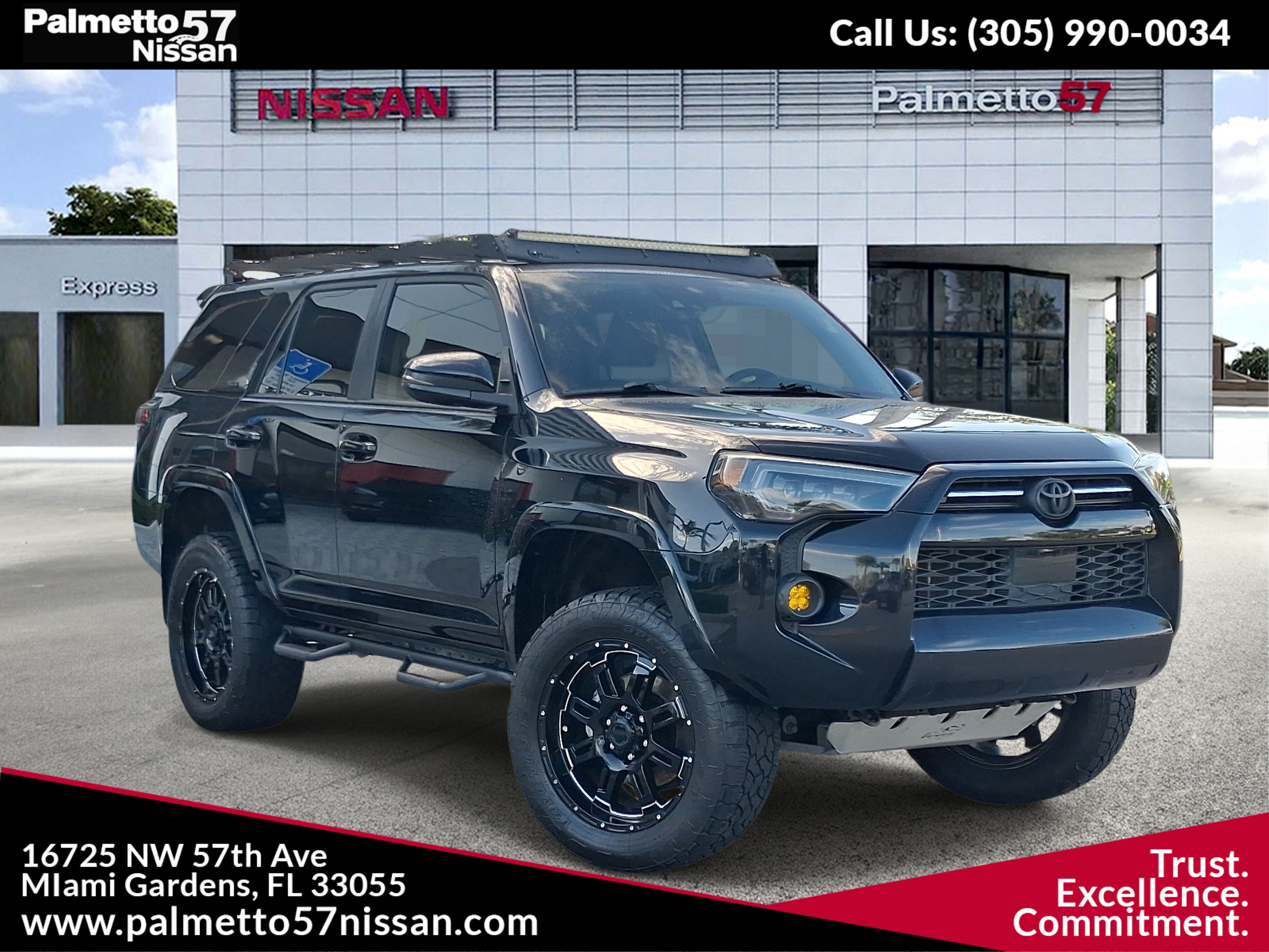 Used 2020 Black Toyota SR5 Premium image 1