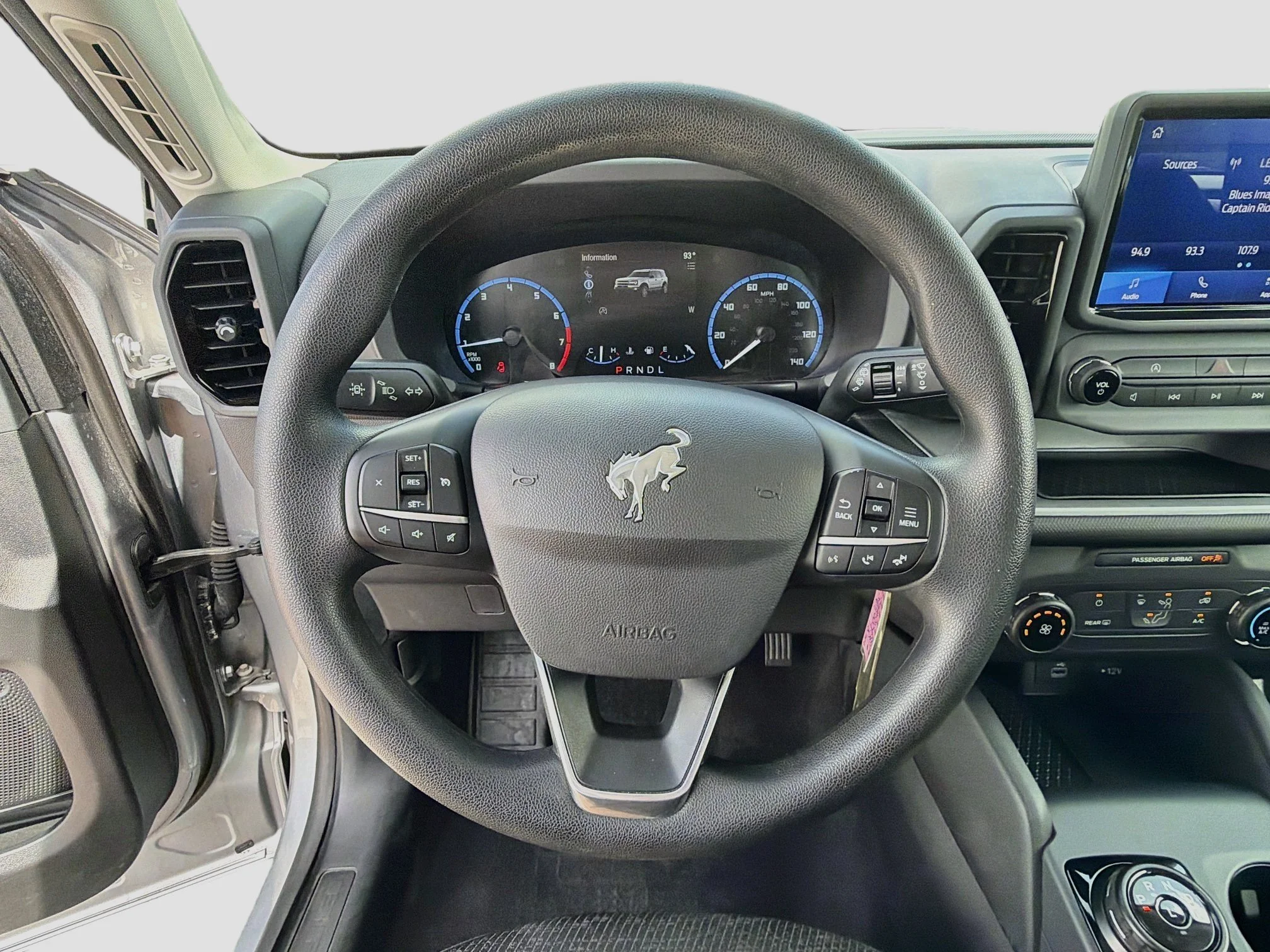 Used 2021 Silver Metallic Ford Base image 35