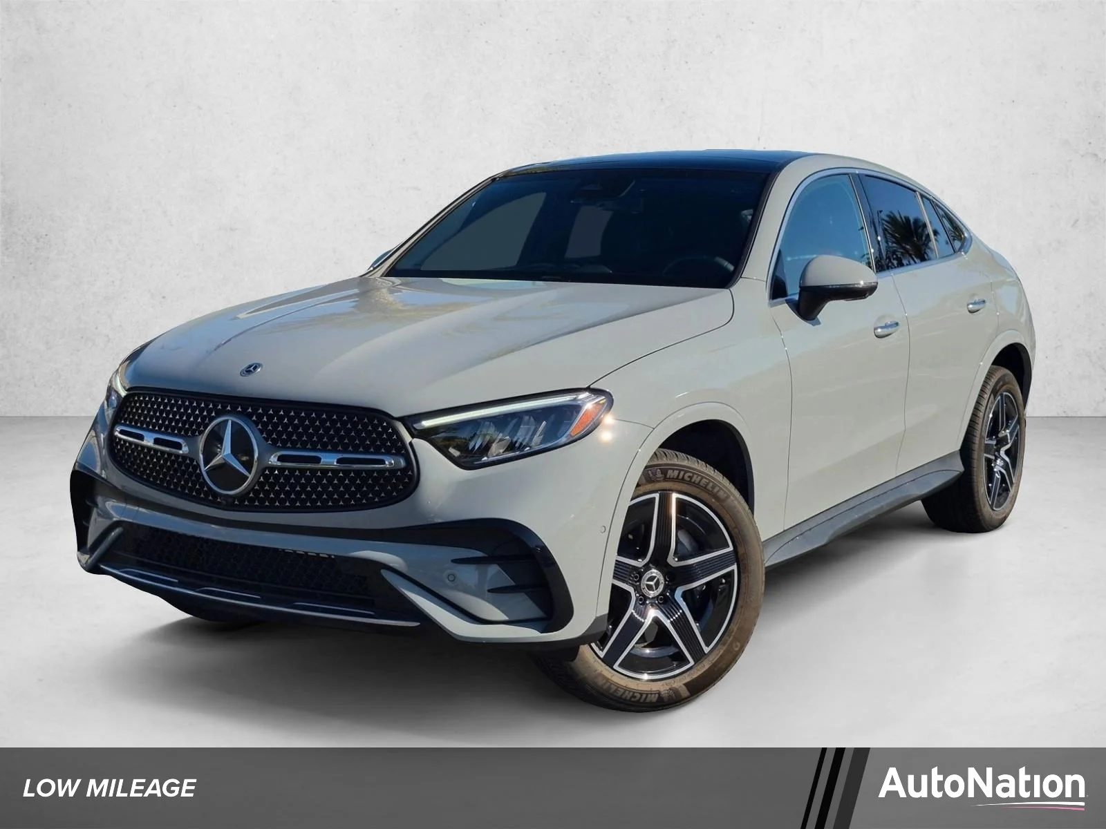 2025 Mercedes-Benz GLC