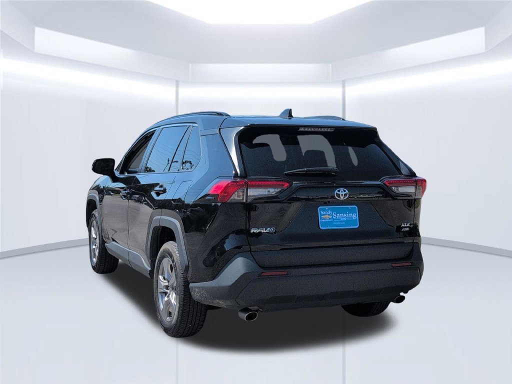 Used 2025 Black Toyota XLE image 3