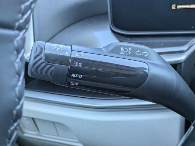 2025 Kia Sorento S - Photo 30