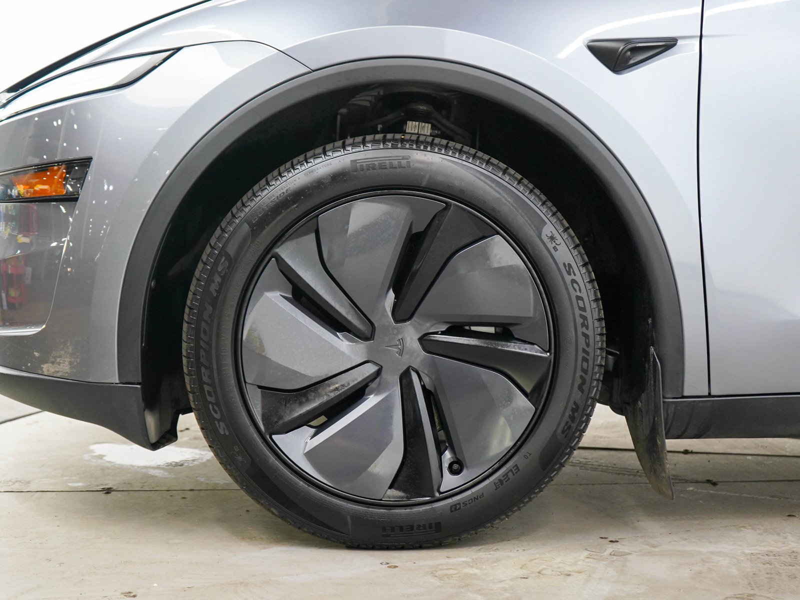 Used 2026 Gray Tesla Premium AWD image 31