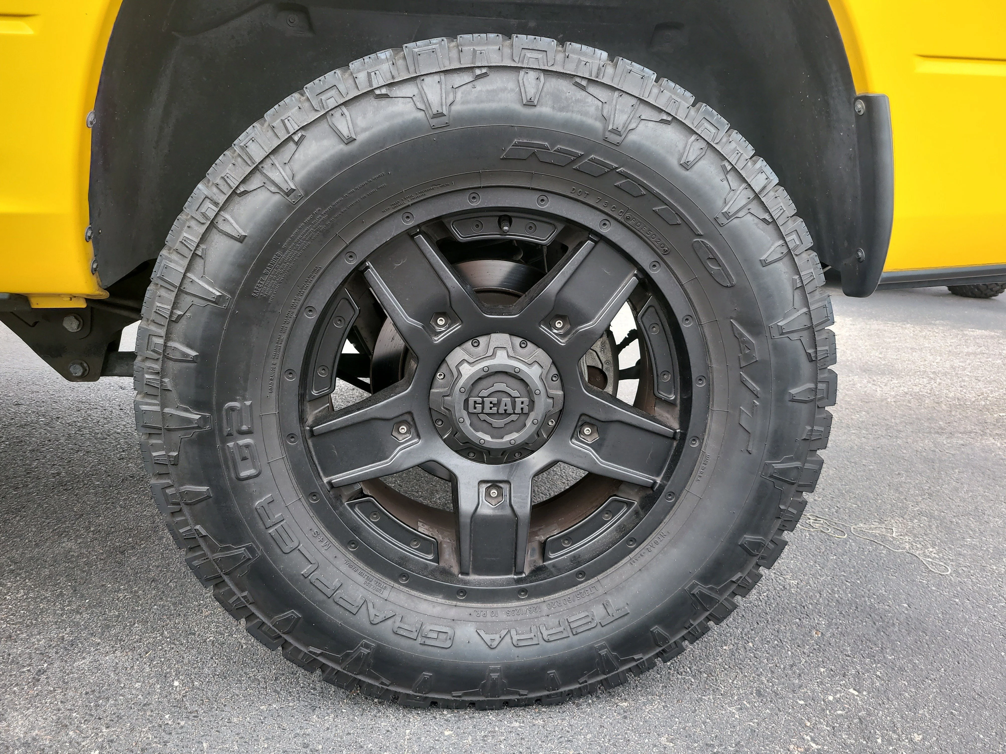 Used 2016 Detonator Yellow Clearcoat Ram Big Horn image 9