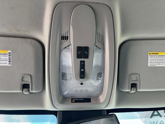 Used 2013 White Chevrolet LT image 30
