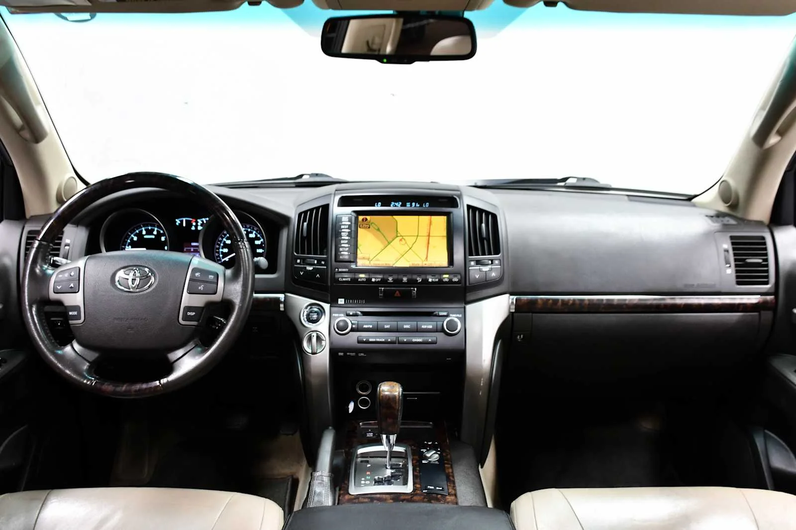 Used 2011 Black Toyota  image 15