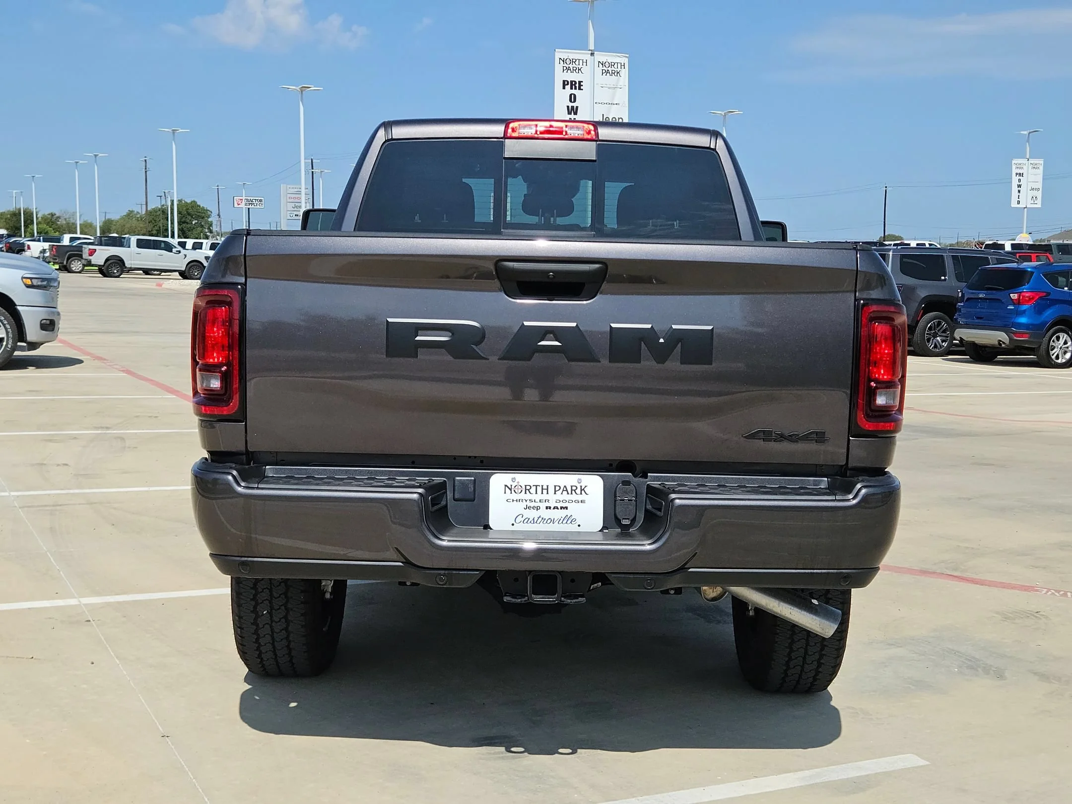 New 2027 Granite Crystal Metallic Clearcoat RAM Black Express image 4