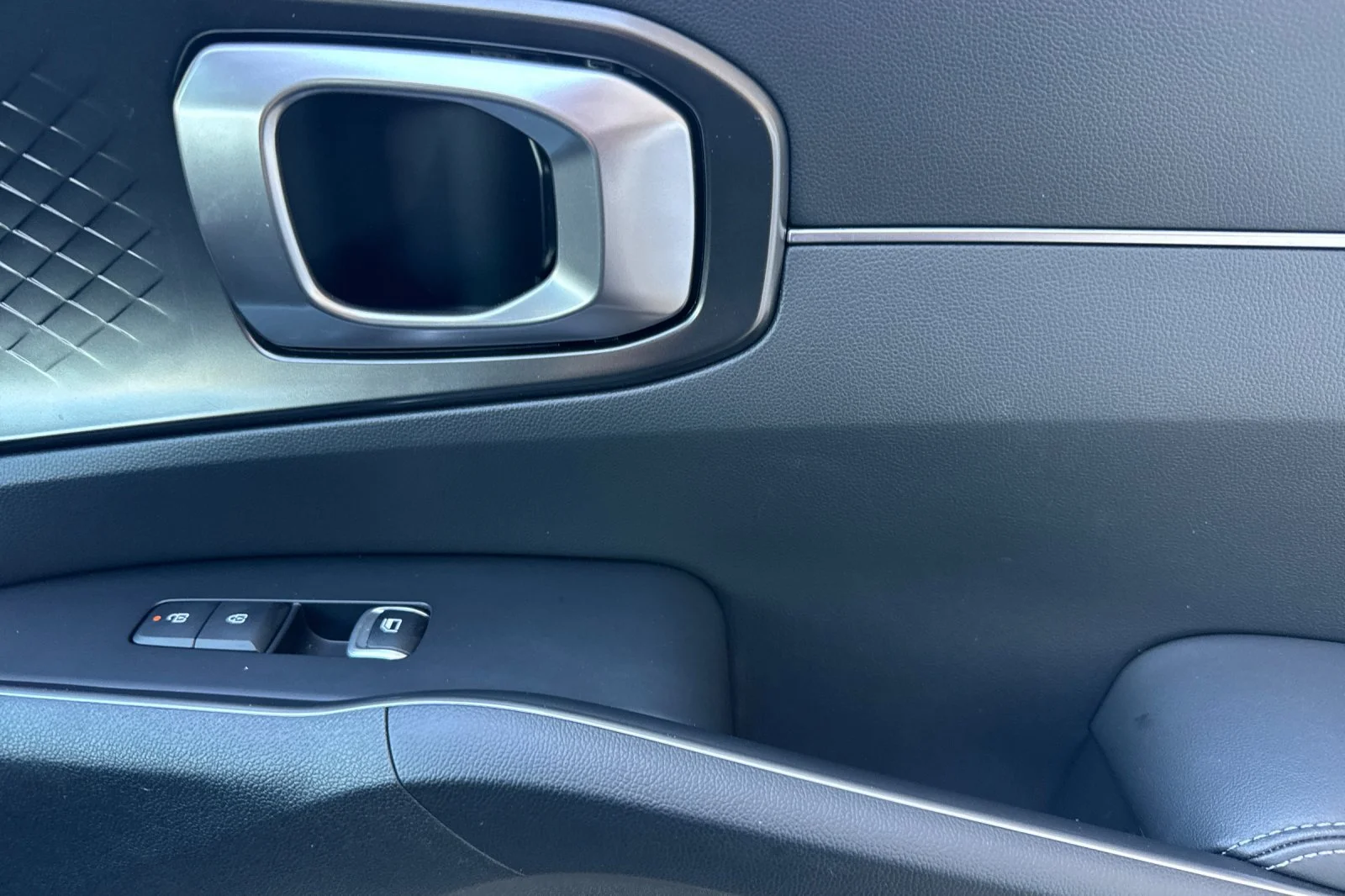 2025 Kia Sorento EX Hybrid - Photo 20