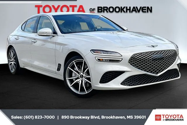 2025 Genesis G70 2.5T Standard's photo