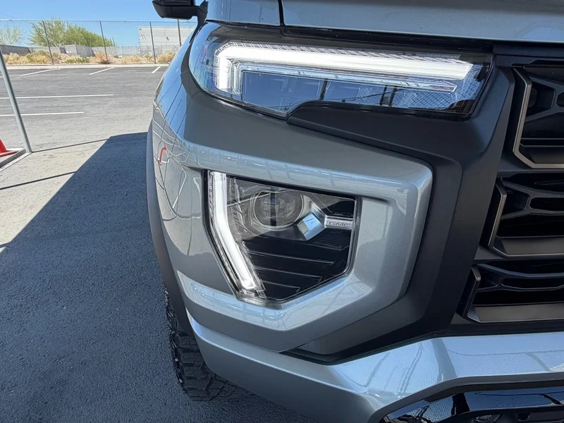 Used 2023 Sterling Metallic GMC AT4X image 30