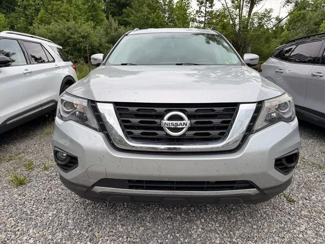 Used 2019 Silver Nissan SV image 22