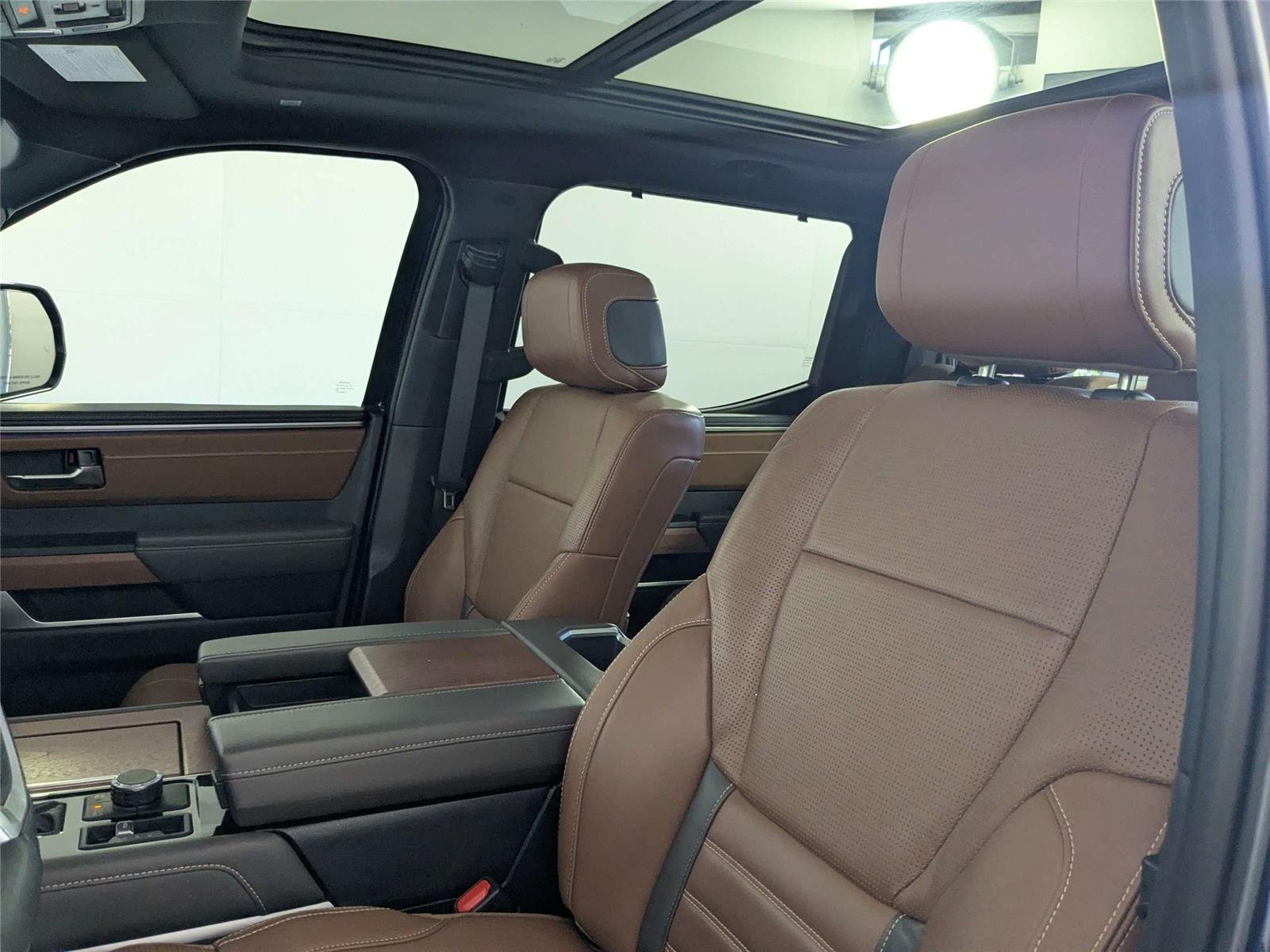 2024 Toyota Tundra 1794 Edition - Photo 12