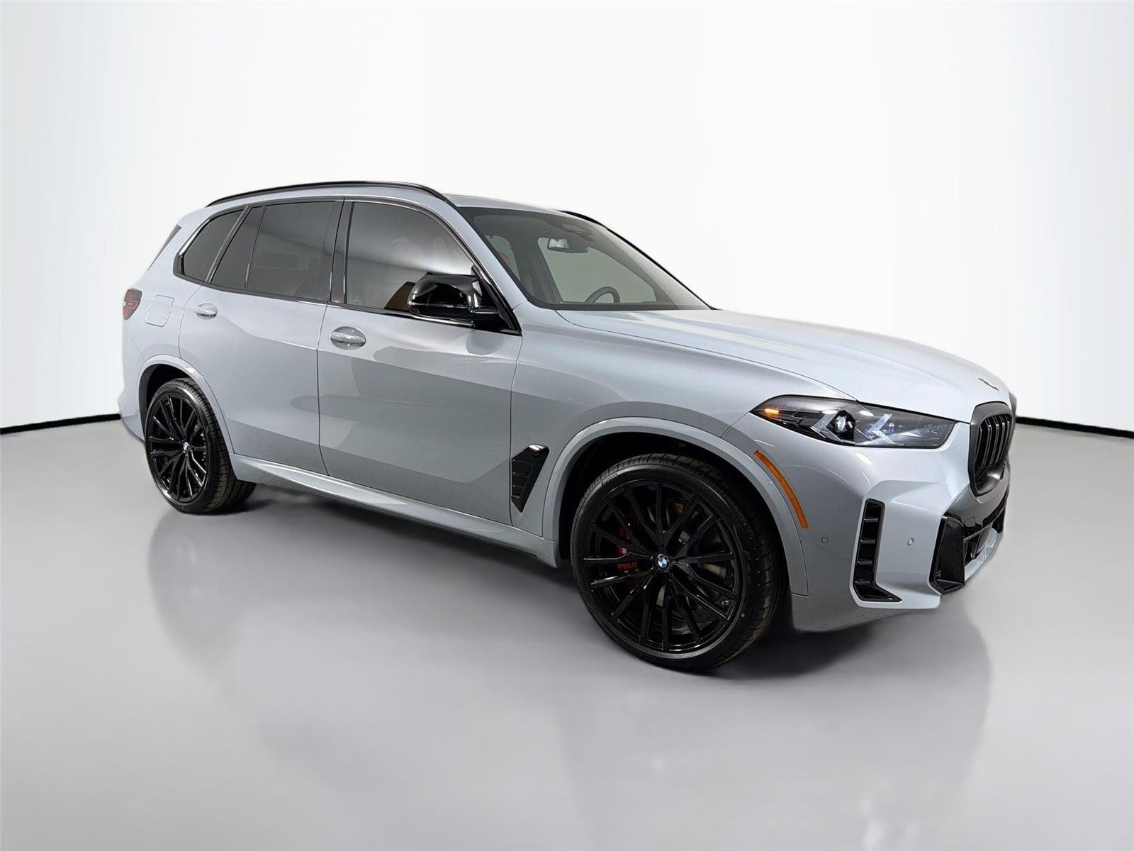 New 2026 Brooklyn Grey Metallic BMW M60i image 4