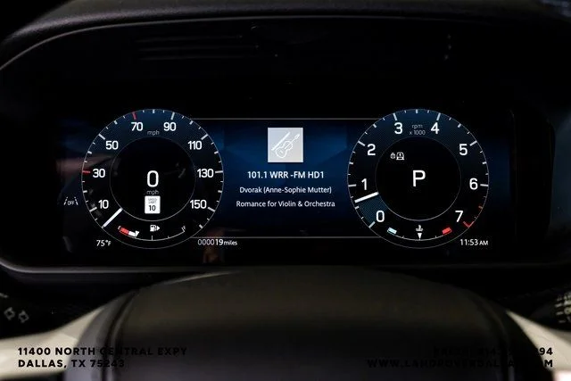 2026 Land Rover Discovery Gemini Edition - Photo 18
