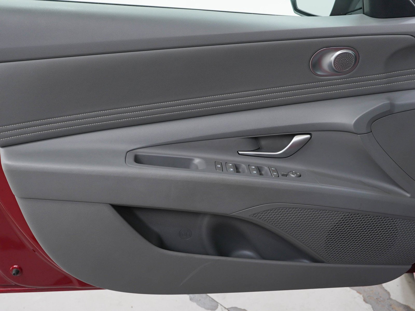 Used 2025 Ultimate Red Hyundai SEL Convenience IVT image 35