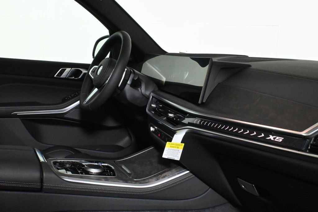 Used 2026 White BMW xDrive40i image 34