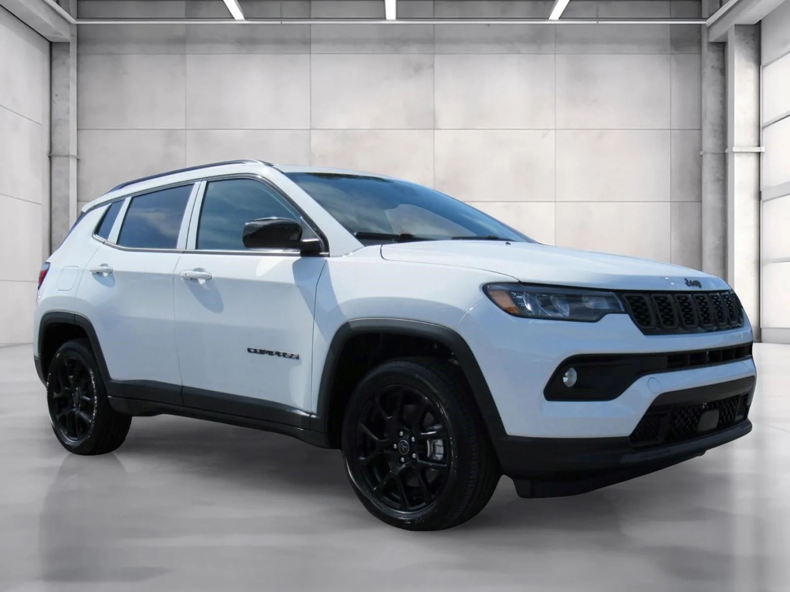 New 2026 Bright White Clearcoat Jeep Latitude Altitude image 1