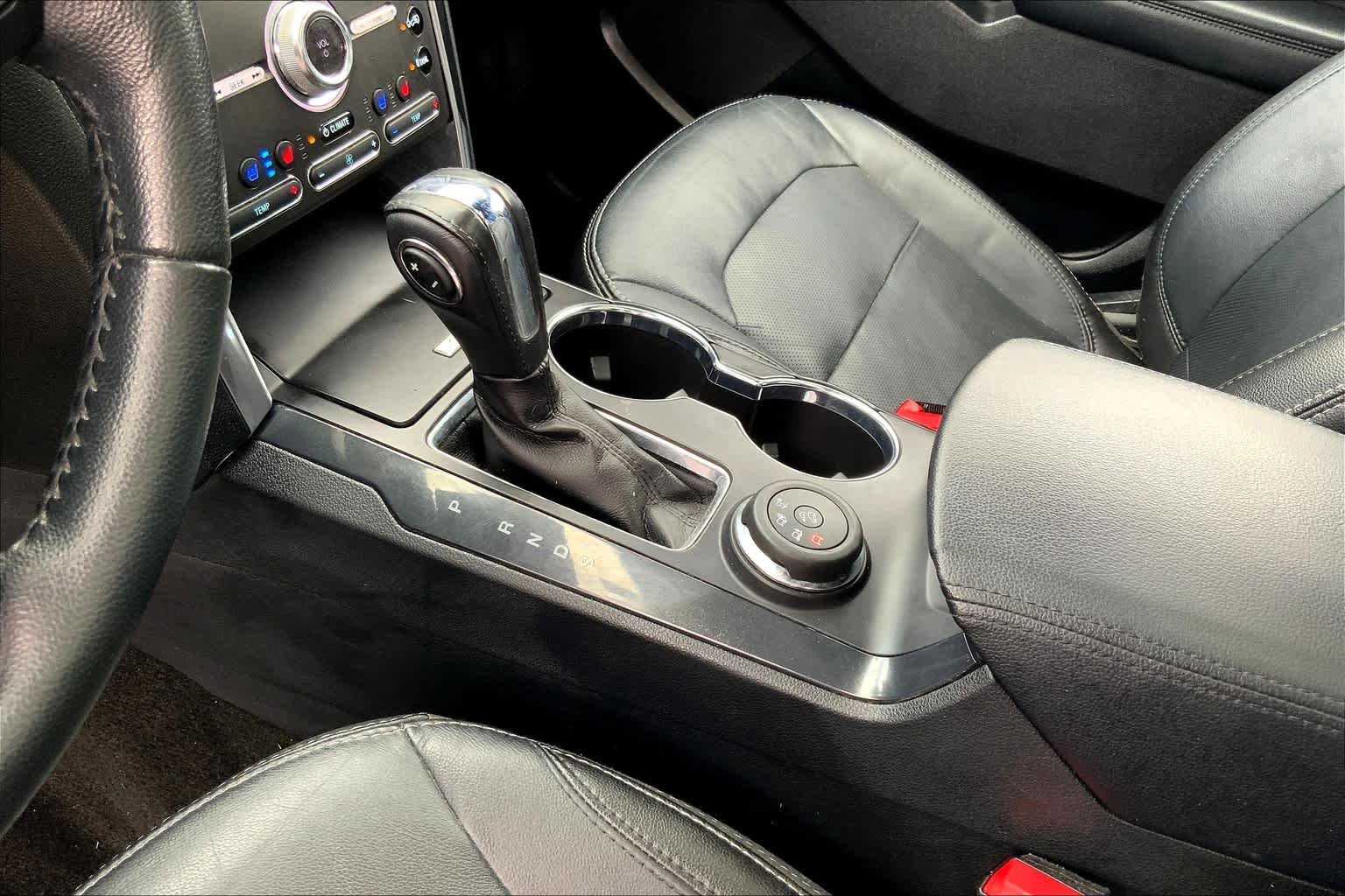 Used 2018 Blue Metallic Ford Limited image 17