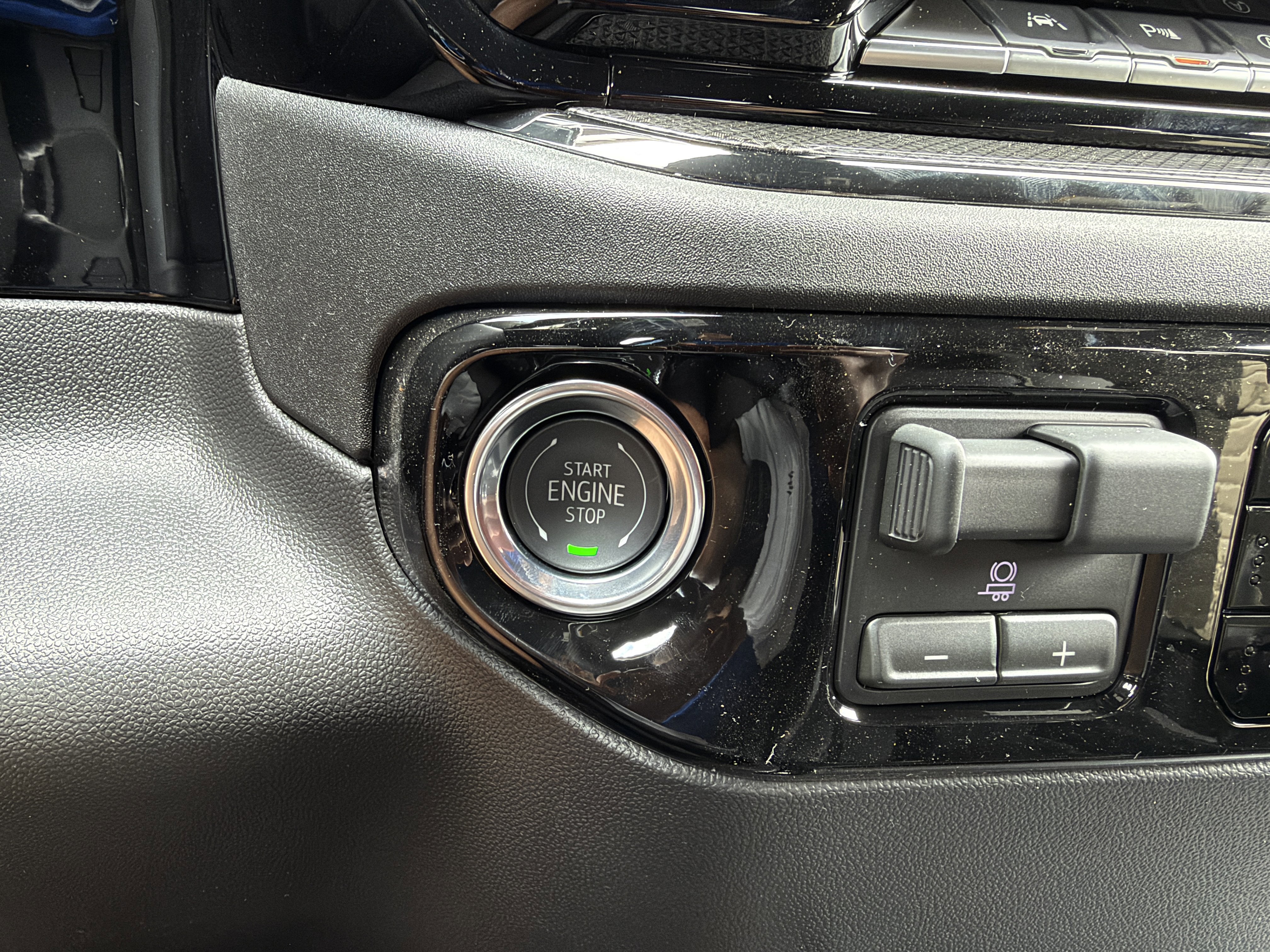 2026 Chevrolet Silverado 1500 ZR2 - Photo 20