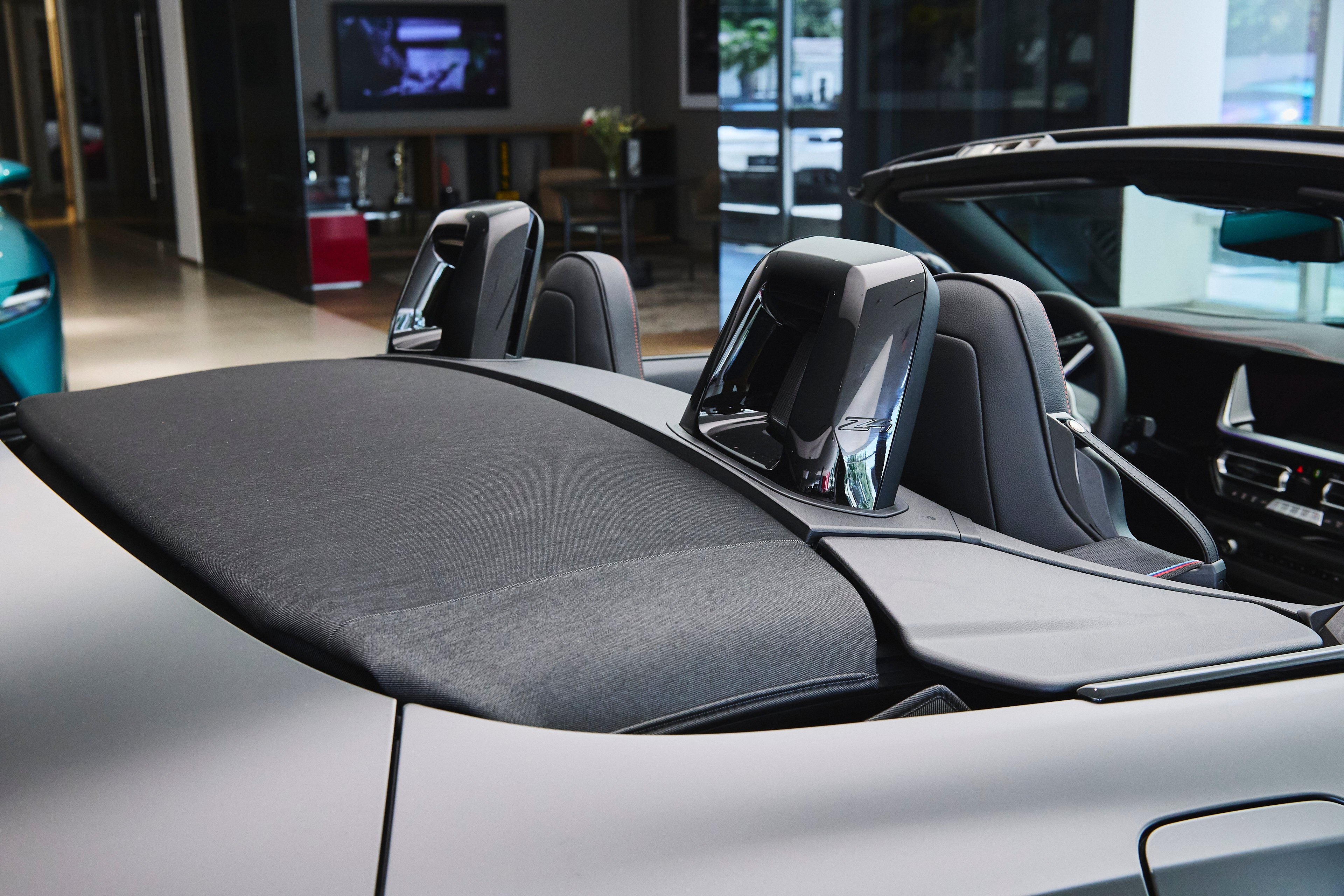 2026 BMW Z4 M40i - Photo 26