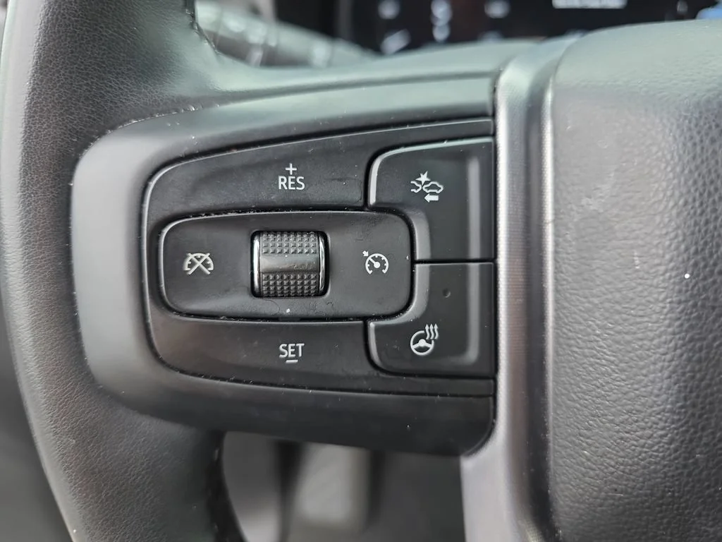 Certified Used 2023 Onyx Black GMC SLT image 19