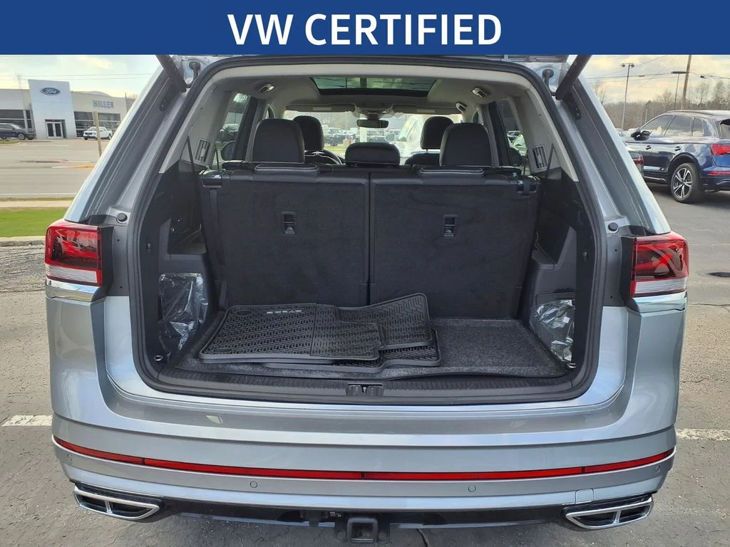 Certified Used 2025 Silver Mist Metallic Volkswagen 2.0T SEL Premium R-Line image 6