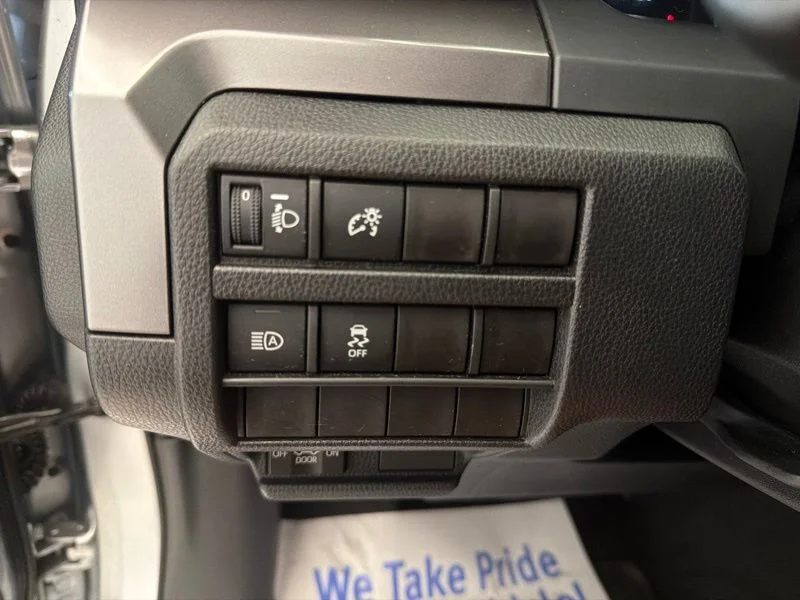 Used 2025 Silver Toyota SR5 image 17