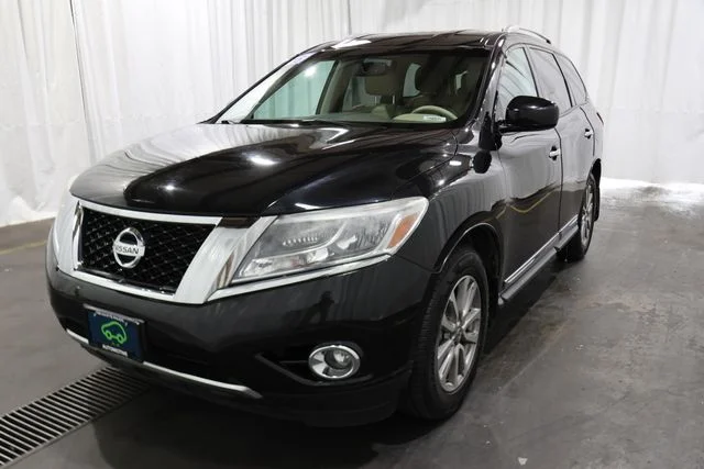 Certified Used 2015 Black Nissan SL image 25