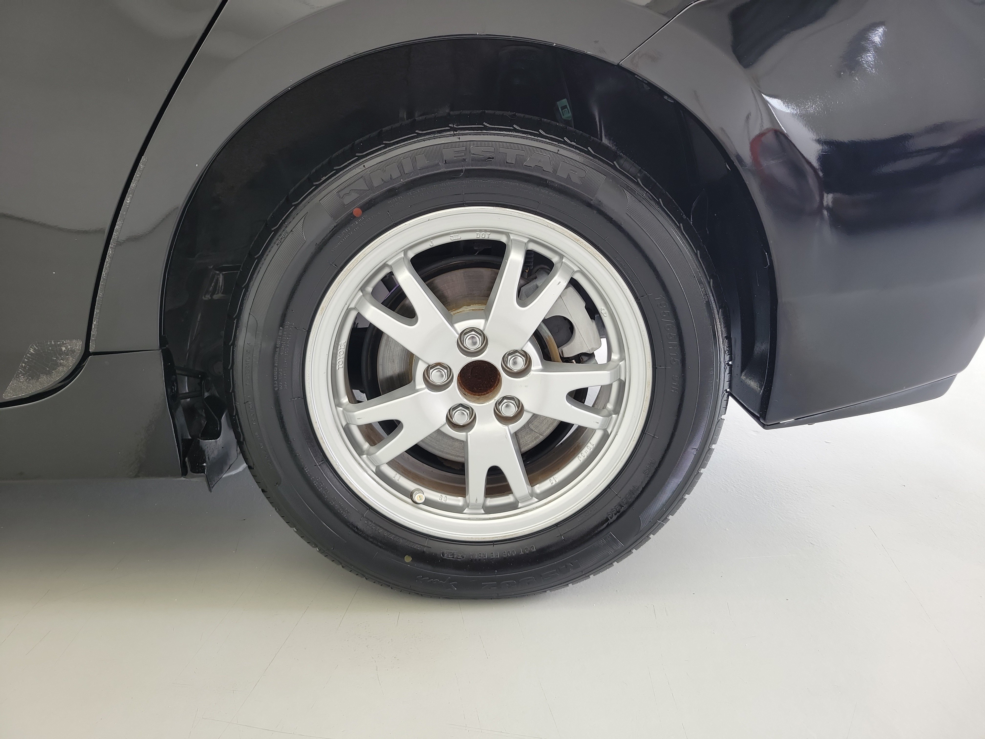 Used 2010 Black Toyota IV image 11