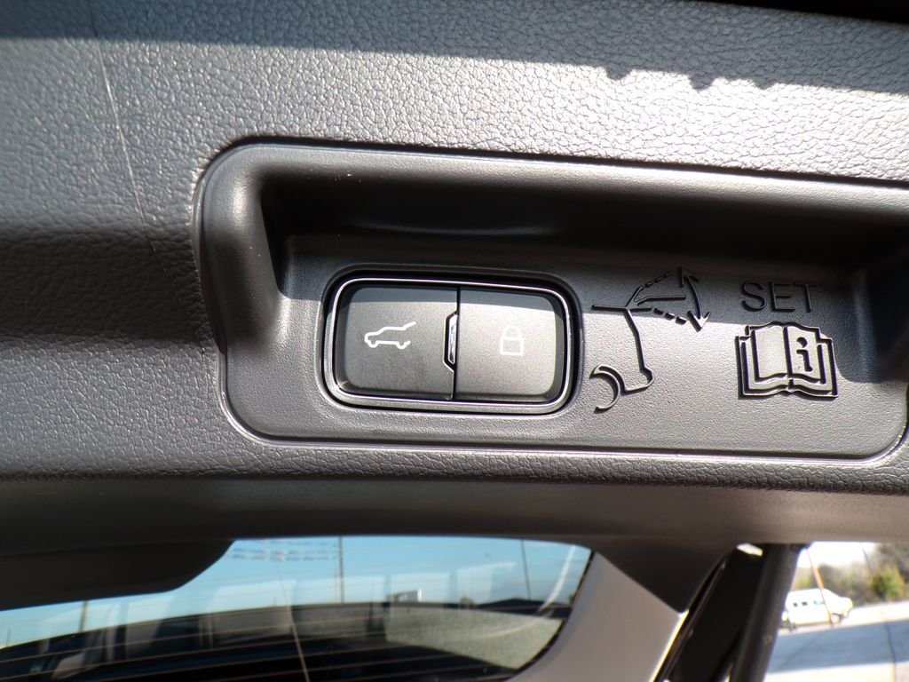New 2026 Agate Black Metallic Ford Active image 10