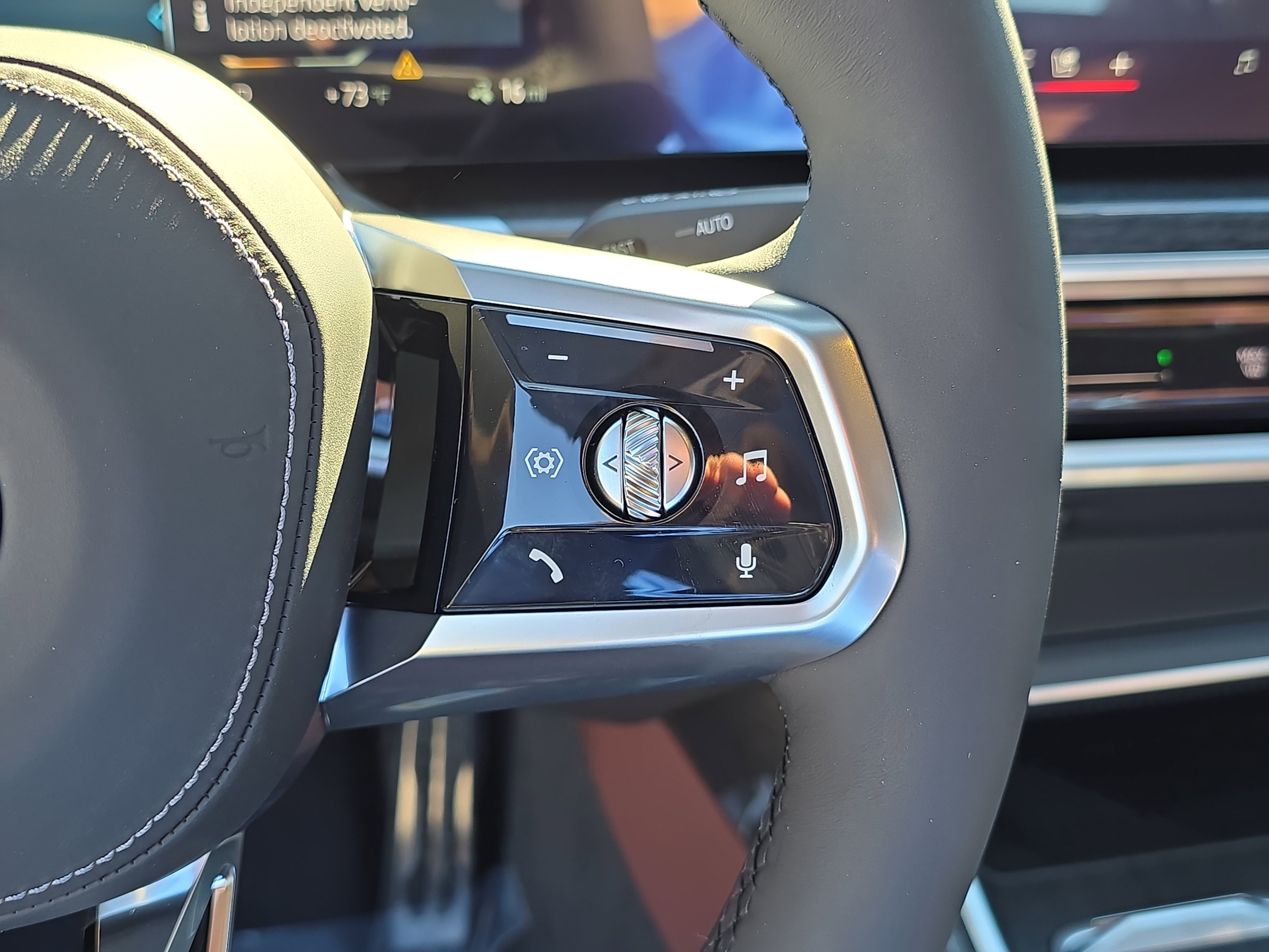 2026 BMW i7 50 - Photo 33