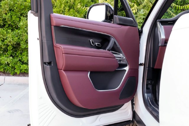 2026 Land Rover Range Rover SE - Photo 53