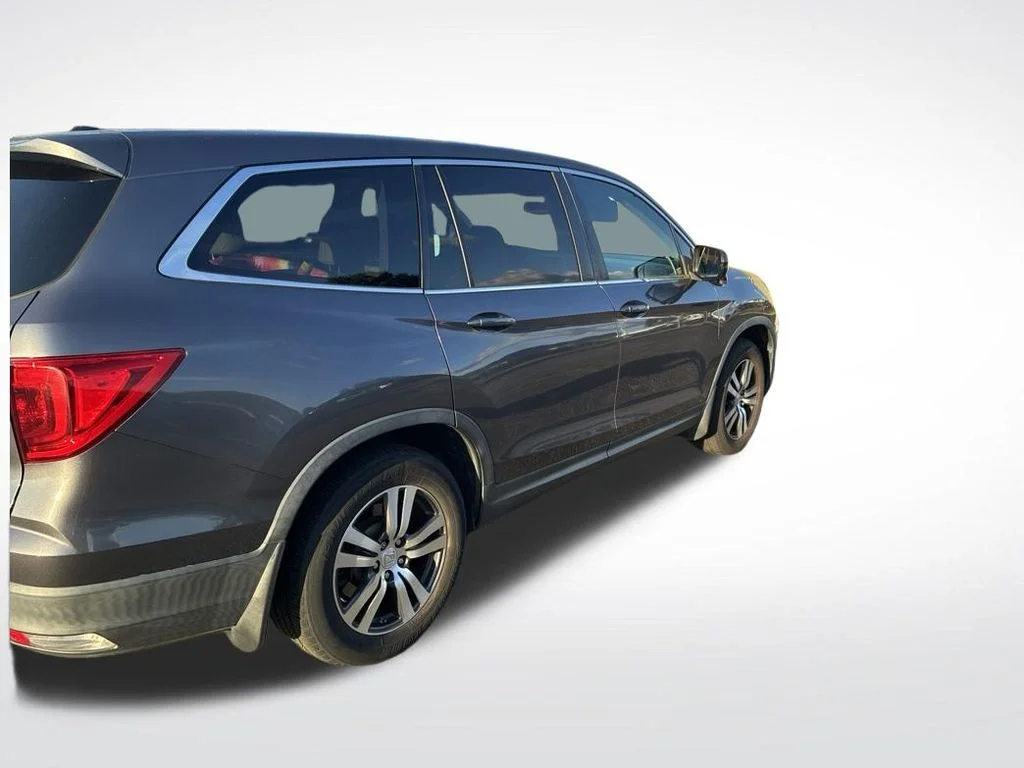 Used 2018 Gray Honda EX-L image 3