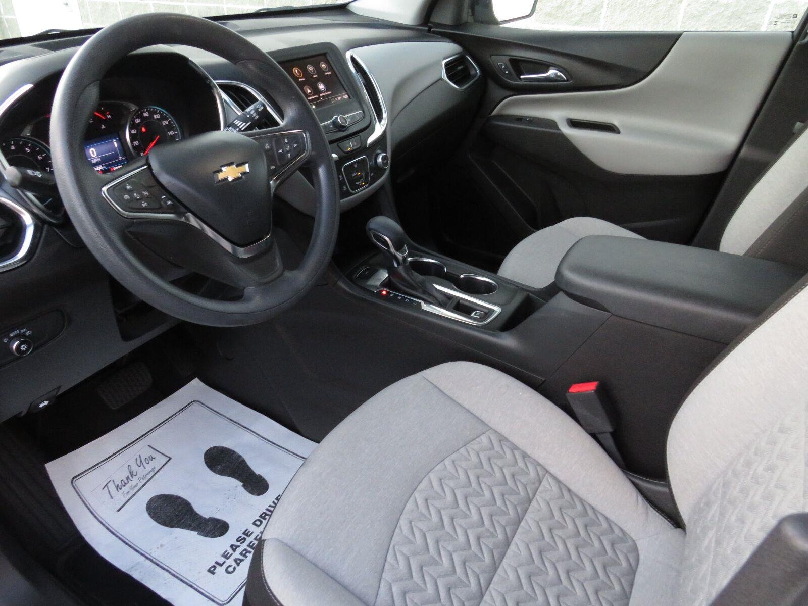 Used 2024 STERLING GRAY METALLIC Chevrolet  image 22