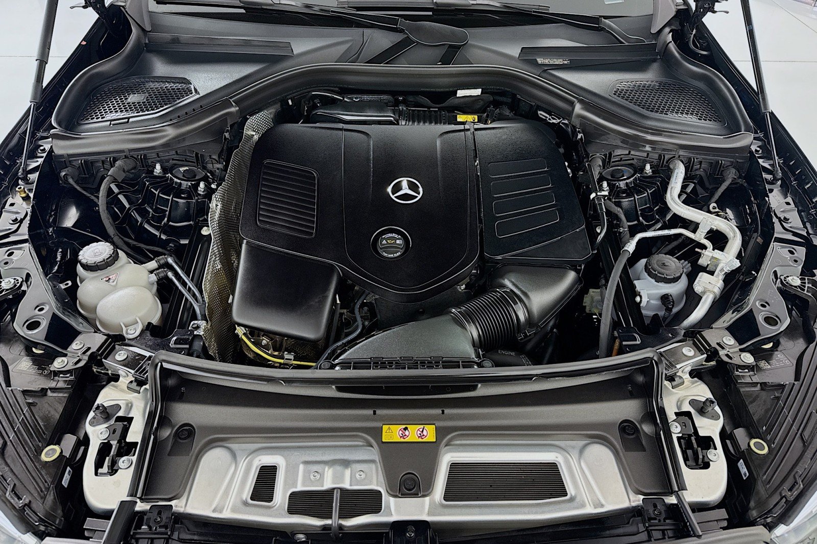 Certified Used 2025 Black Mercedes-Benz 300 image 11