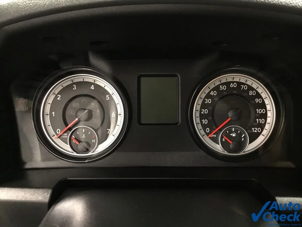 Used 2014 Silver Ram Tradesman image 38