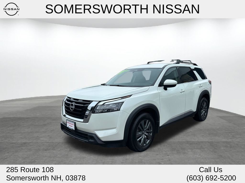 2023 Nissan Pathfinder SV