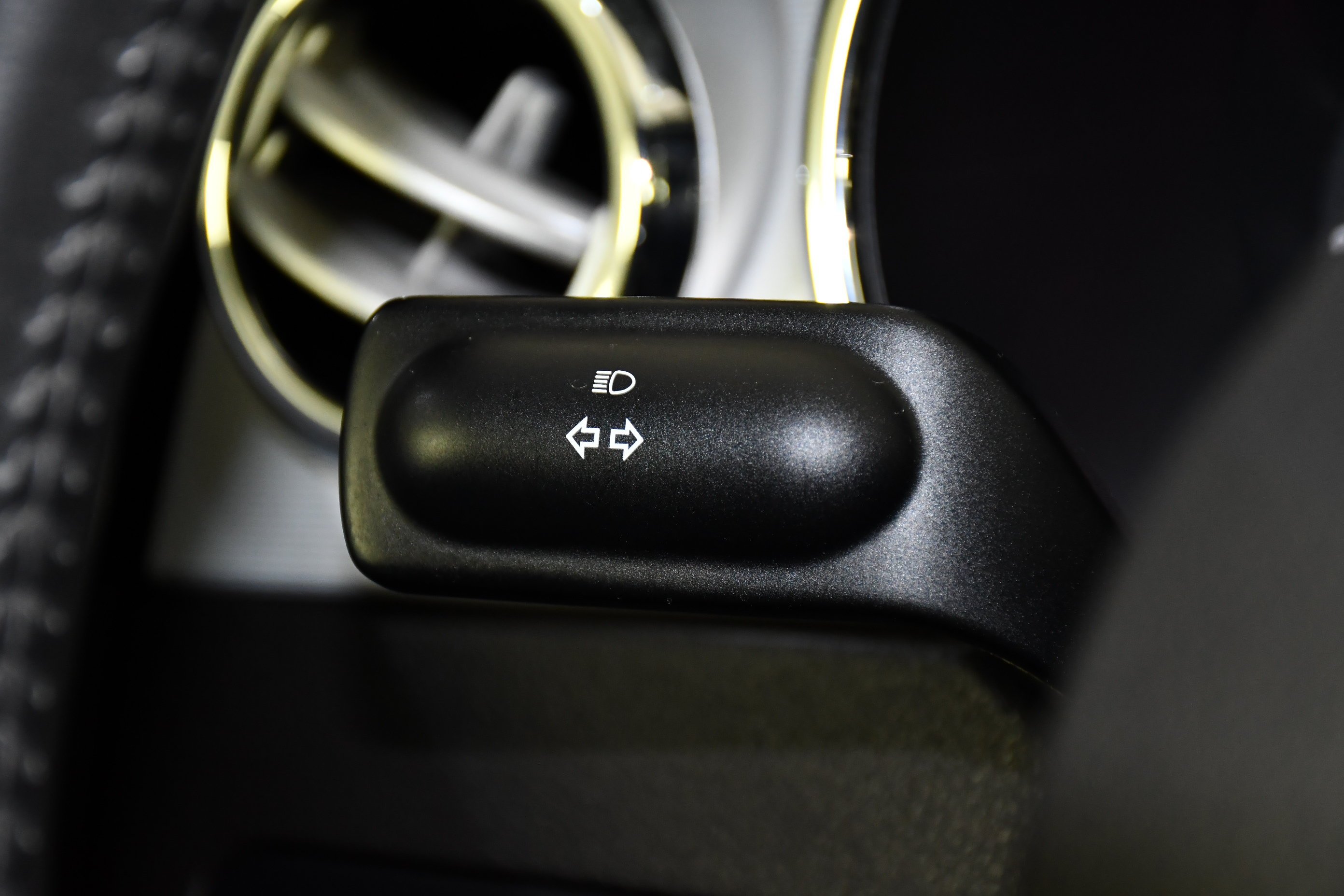 Used 2008 Black Ford GT Deluxe image 23