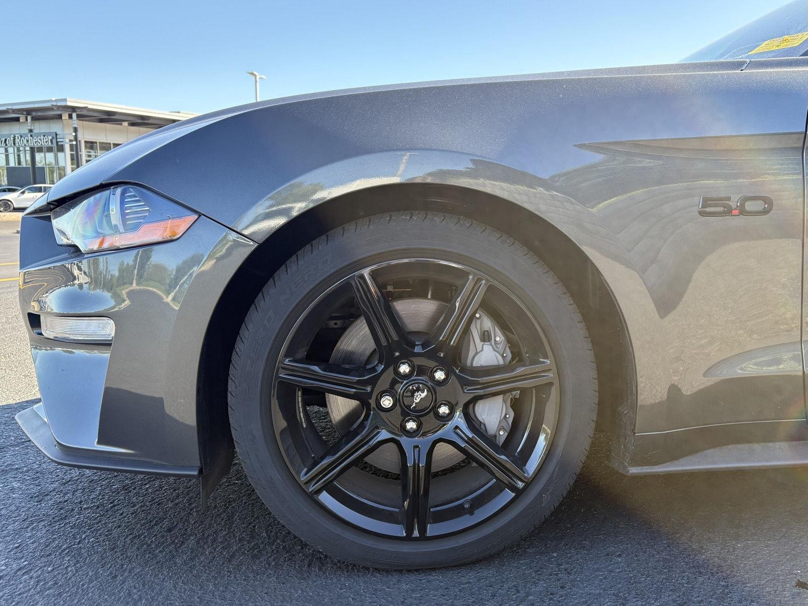 Used 2020 Magnetic Ford GT Premium image 4