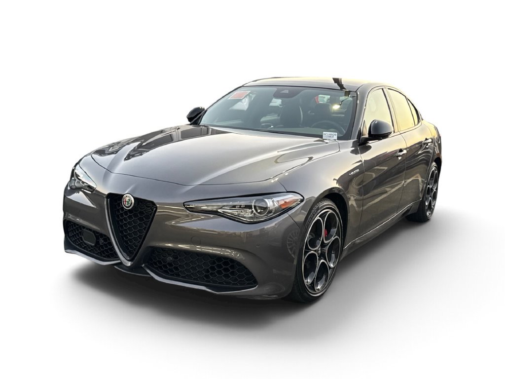 Used 2022 Gray Alfa Romeo Veloce image 3