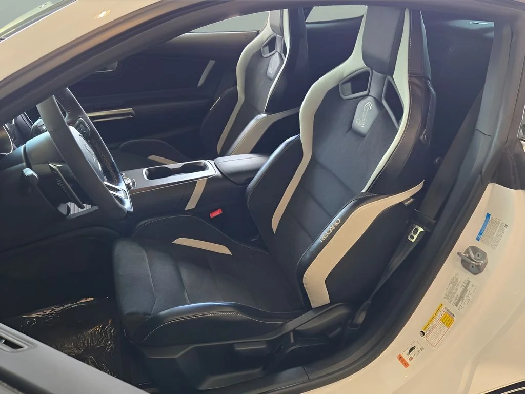 Used 2022 White Ford Shelby GT500 image 14