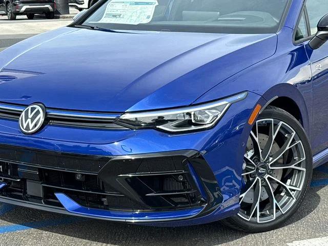 New 2026 Lapiz Blue Metallic Volkswagen 2.0T image 8