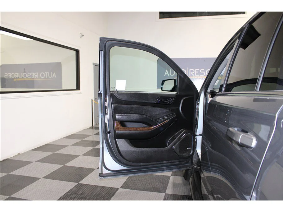 Used 2020 Satin Steel Metallic Chevrolet LT image 11