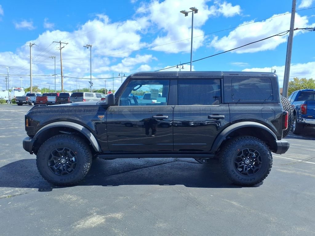 New 2026 Shadow Black Ford Badlands® image 3