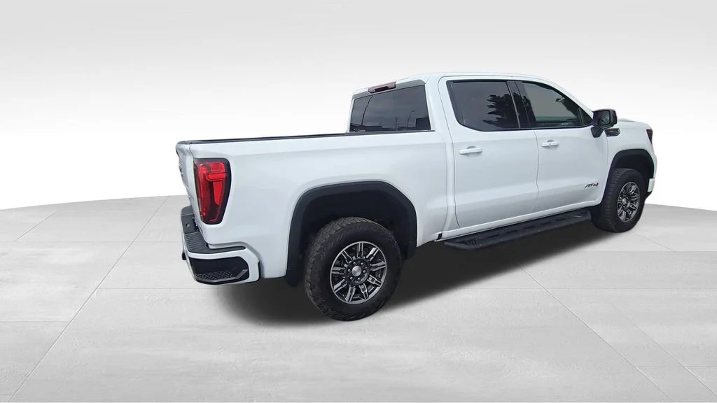2024 GMC Sierra 1500 AT4 - Photo 8