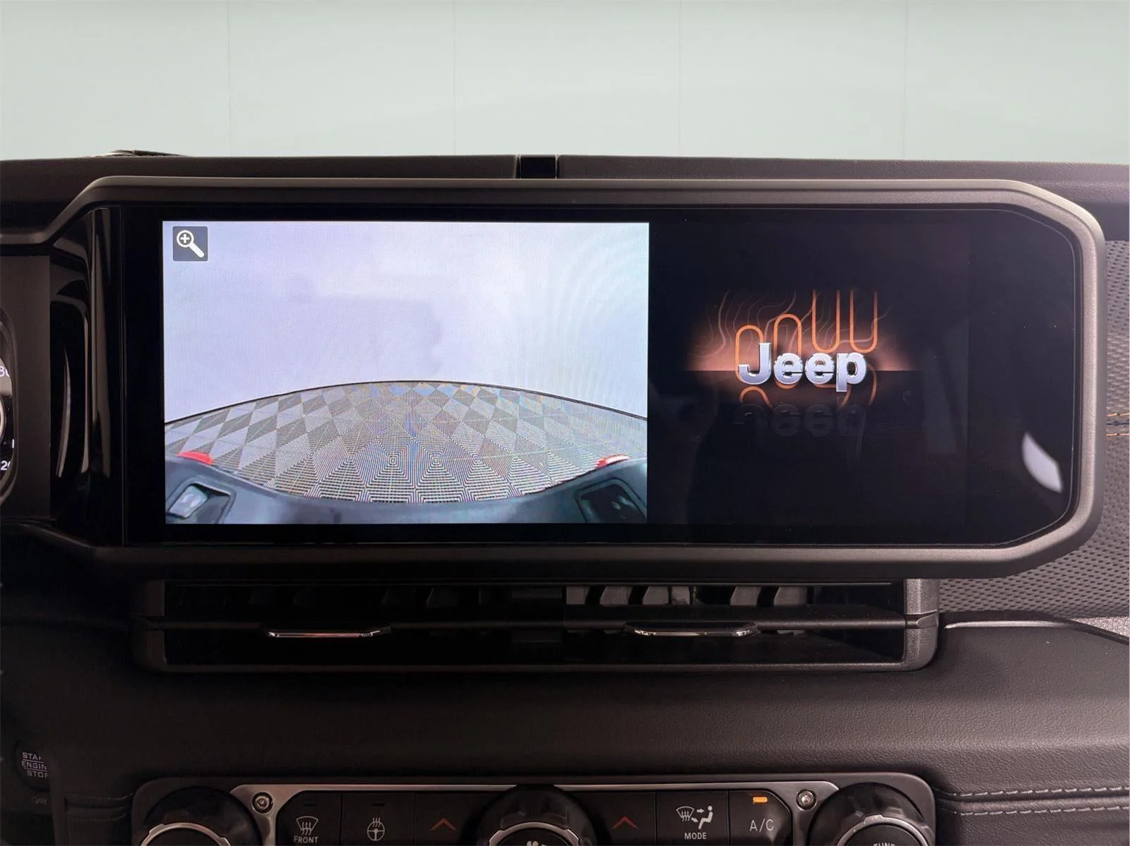 Used 2024 Anvil Clear Coat Jeep Mojave image 44