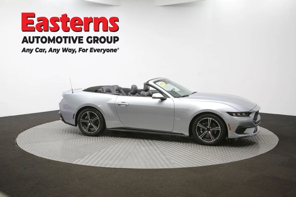 Used 2024 Silver Ford EcoBoost Premium image 41
